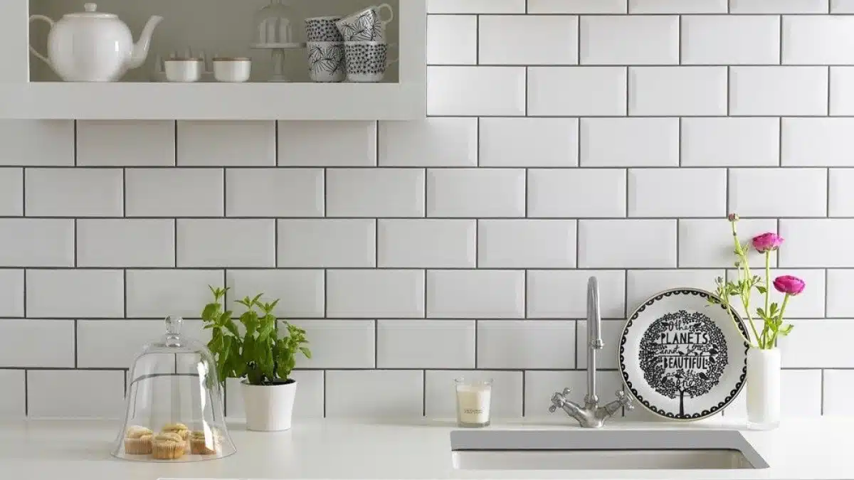 whitemetrotiles 2