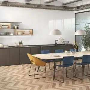 HERITAGE_ROBLE_CHEVRON_COLORGLOSS_COCINA_WEB-1900×1140