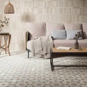 DOHA-TAUPE-FLOWER-SP-22_LAND-SAND-4X18_AMB_SZ1