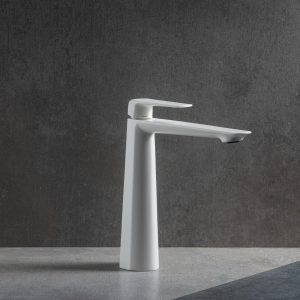 bio99003big_stele_24_01_b bio99003big_stele_24_01_b