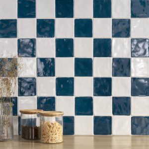 Hana_White_Blue