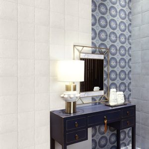 WHITE-BLUE-SEASON-DECOR-WATER-BLUE-WATER-MAINZU